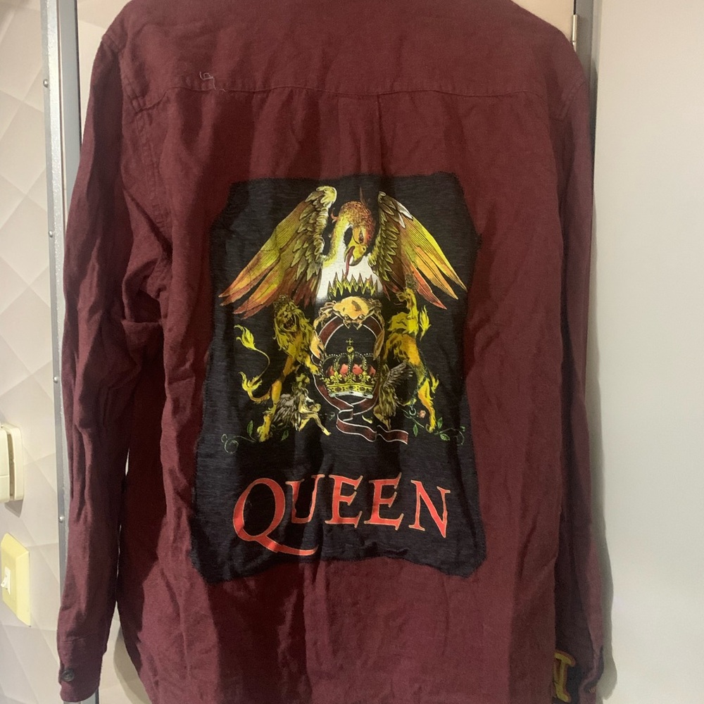 One of a kind up-cycle project queen and TLC no scrubs